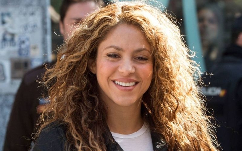 Shakira : la chanteuse cède l’ensemble des droits de ses chansons