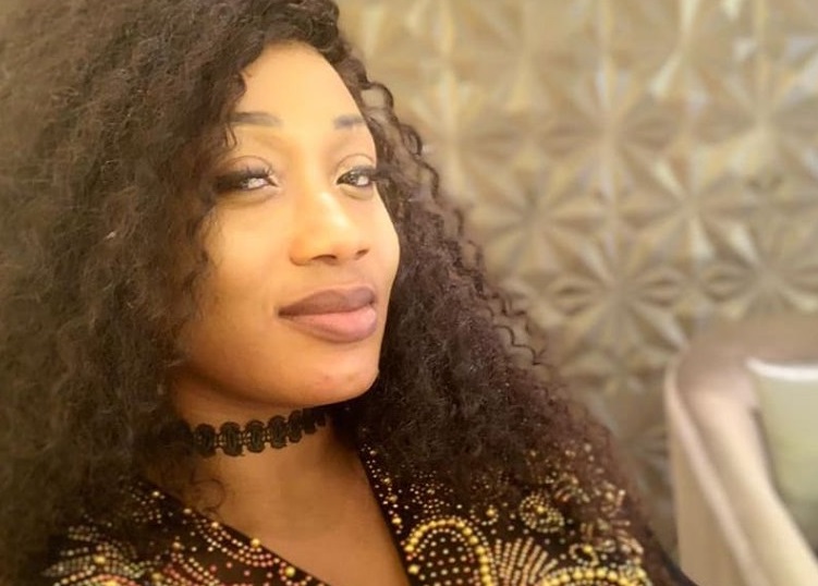 Showbiz : Claire Bahi regrette s’être dépigmentée…son témoignage