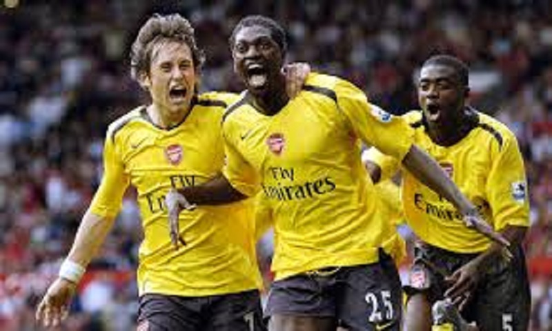 « Si vous lui disiez juste ‘Bonjour’, il se blessait pour 2 mois », la plus grosse punchline d’Adebayor à Rosický