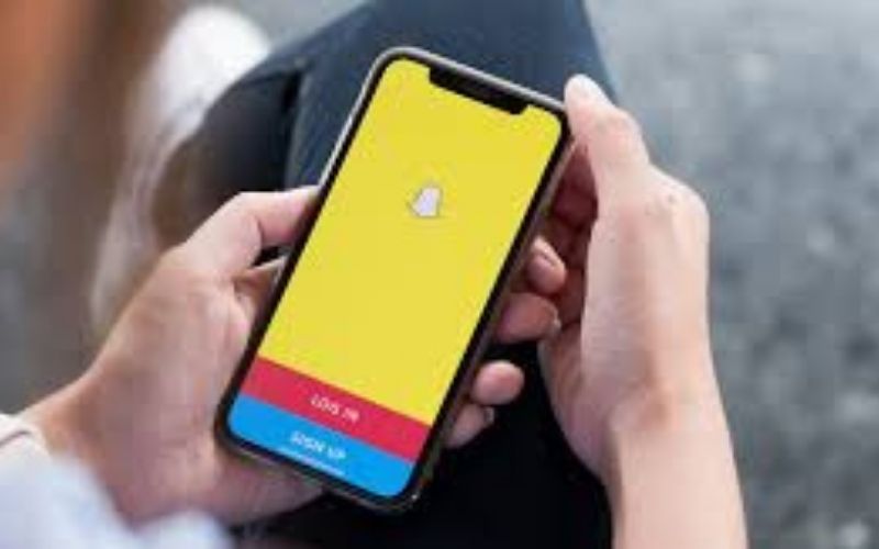 Snapchat : le réseau social réalise des chiffres au-delà des attentes