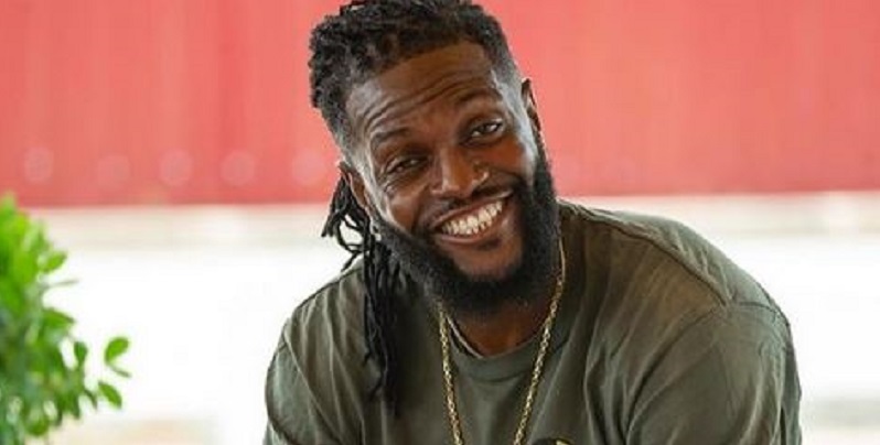 Star : Sheyi Adebayor exhibe sa nouvelle BMW X6M acquise à prix d’or (vidéo)