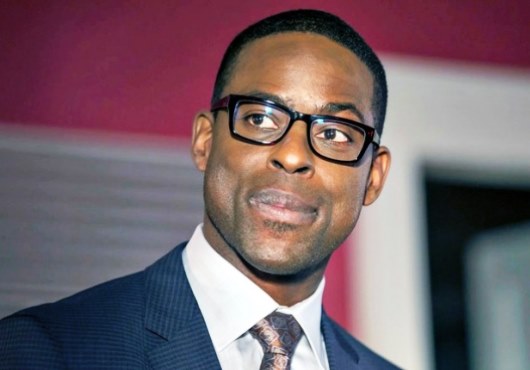Sterling K. Brown entre dans l’histoire et devient le premier Afro-Américain à remporter le prix du Meilleur Acteur aux SAG Awards 2018