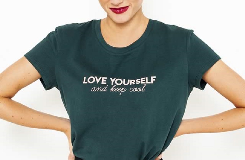 Style : 7 erreurs à éviter quand on porte un t-shirt
