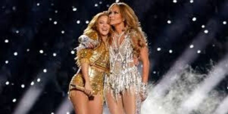 Super Bowl : un pasteur réclame  environ 400 millions FCFA de  dédommagement pour le ‘show p0rno’ de Shakira et Jennifer Lopez