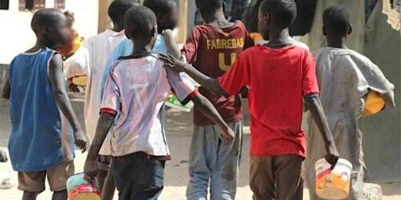 Sénégal : Arrestation d’un maître coranique qui enchaînait les enfants talibés