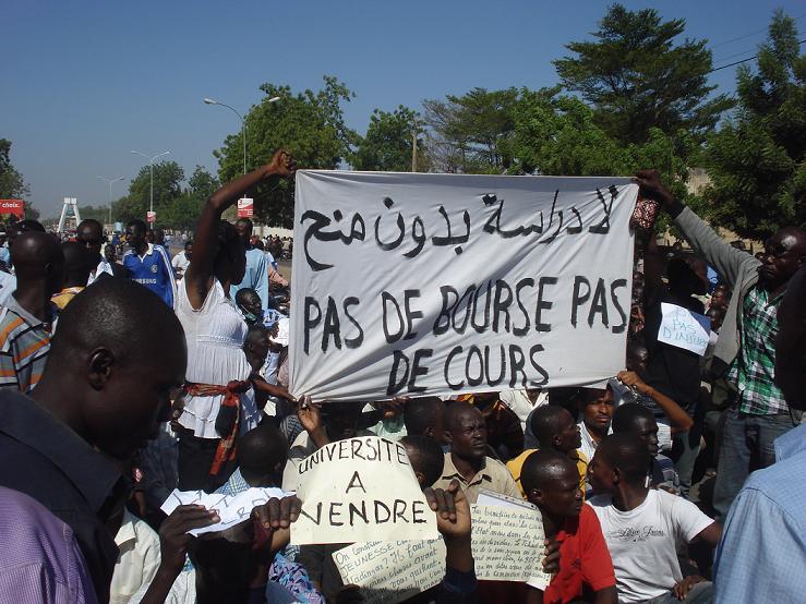 Tchad : l’État a du mal à subvenir aux besoins des 12 mille étudiants de l’université de N’Djamena