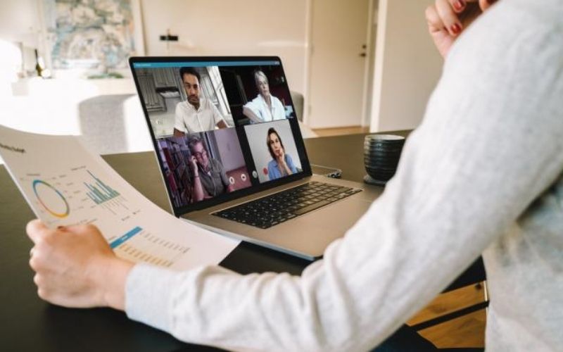 Télétravail et vie de couple : une équation gagnante ?