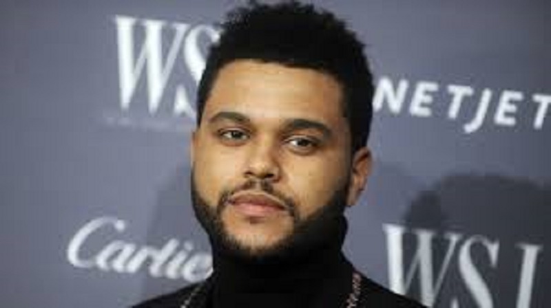 Super Bowl 2021 :  la performance de The Weeknd  séduit les internautes (vidéo)
