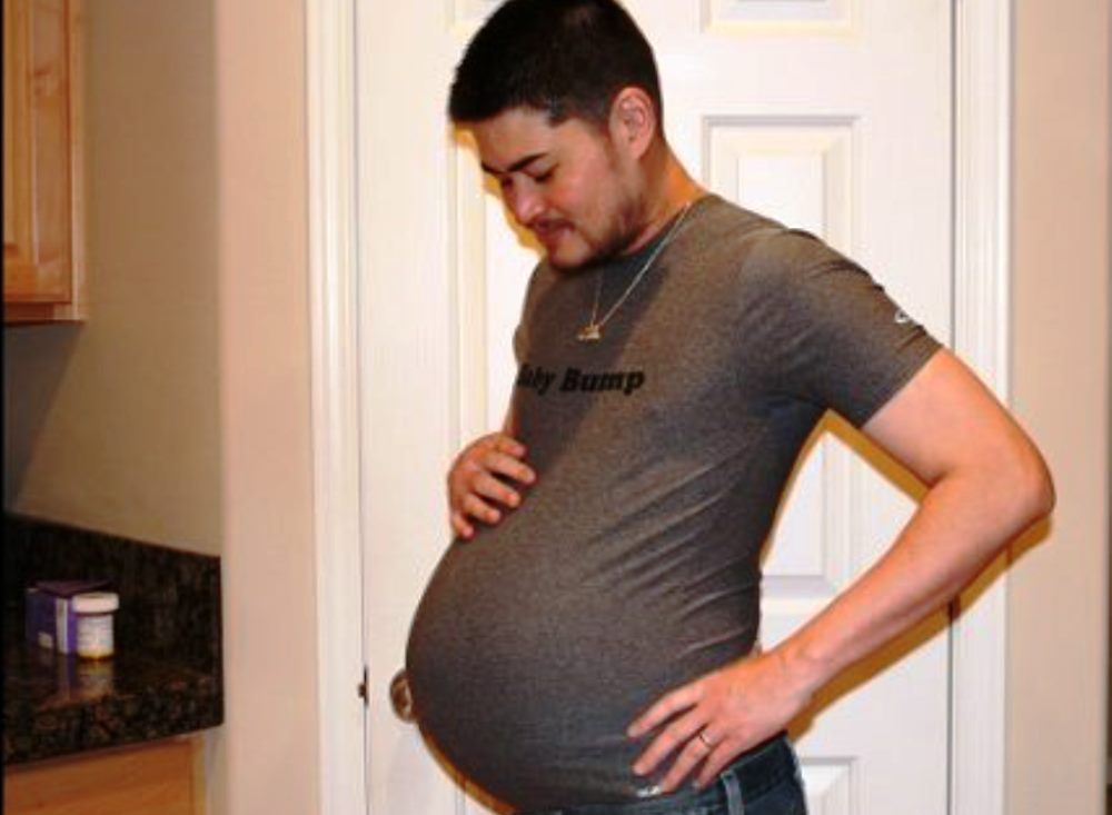 Thomas Beatie, le premier homme ‘enceinte’ veut avoir un autre enfant (photos)