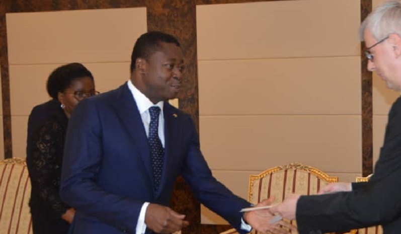 Togo : 2 nouveaux ambassadeurs reçus par le président Faure Gnassingbé ce mercredi 18 septembre