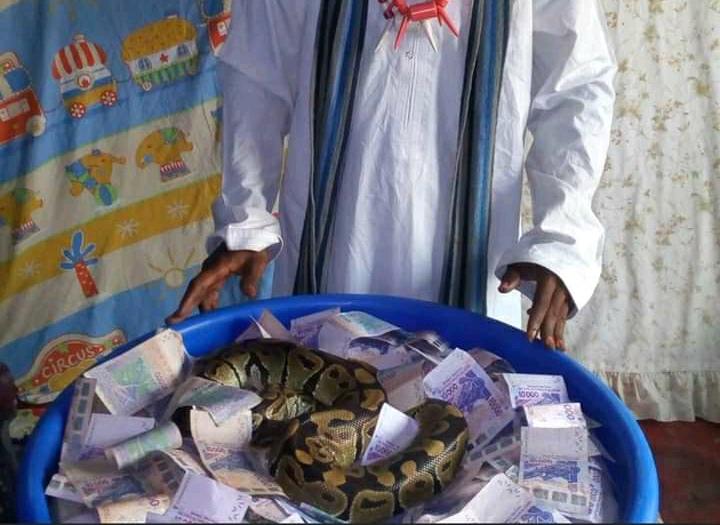 Togo : 4 faux marabouts et faiseurs de ‘portefeuille magique’ arrêtés par la police