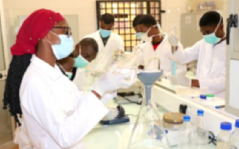 Togo / Coronavirus : l’Université de Lomé lance les essais cliniques sur les humains