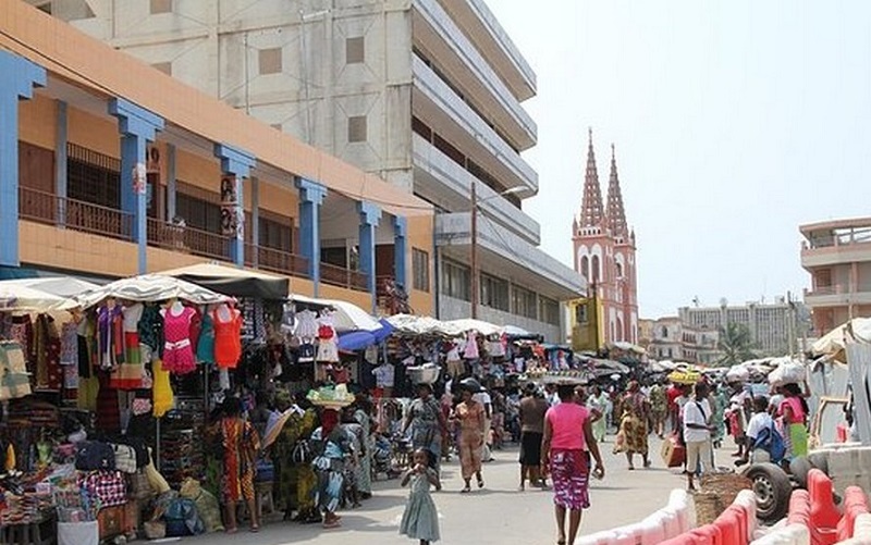Togo / Covid-19 : le Gouvernement renforce les mesures ; Interdiction de tous les rassemblements