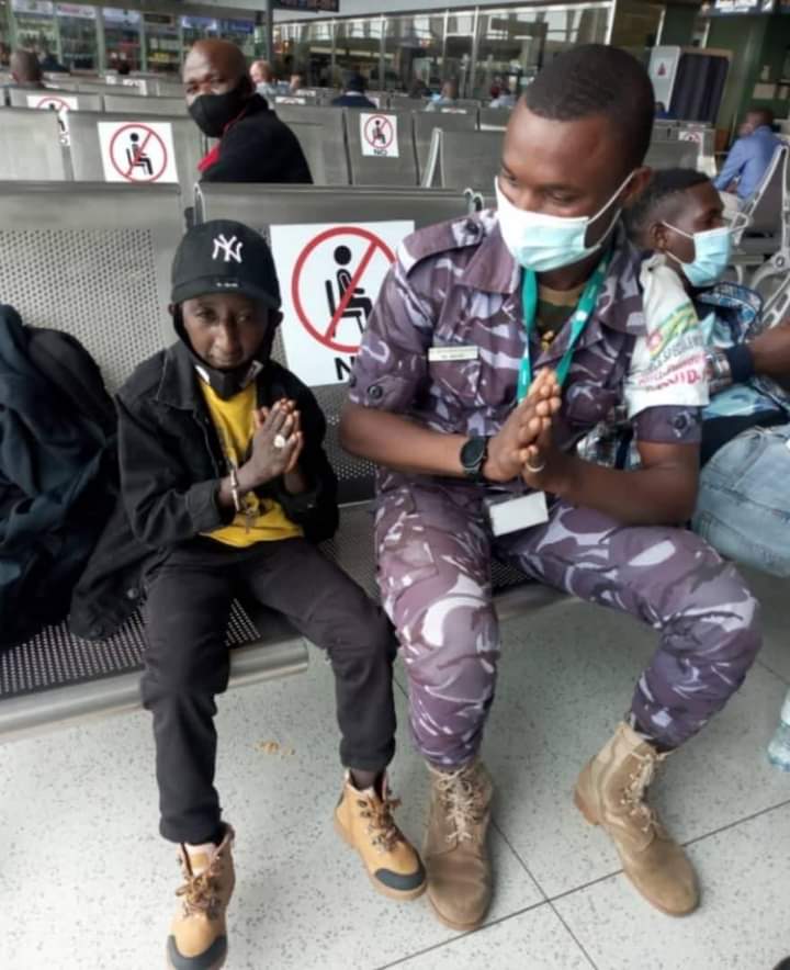 La star Grand P est-il au Togo ?