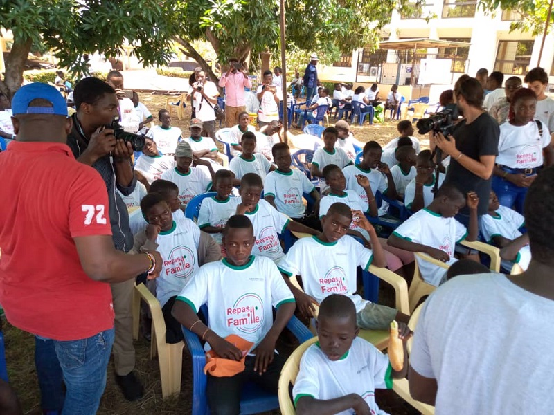 Togo : Hälsa international marque d’un cachet spécial la journée de repas en famille
