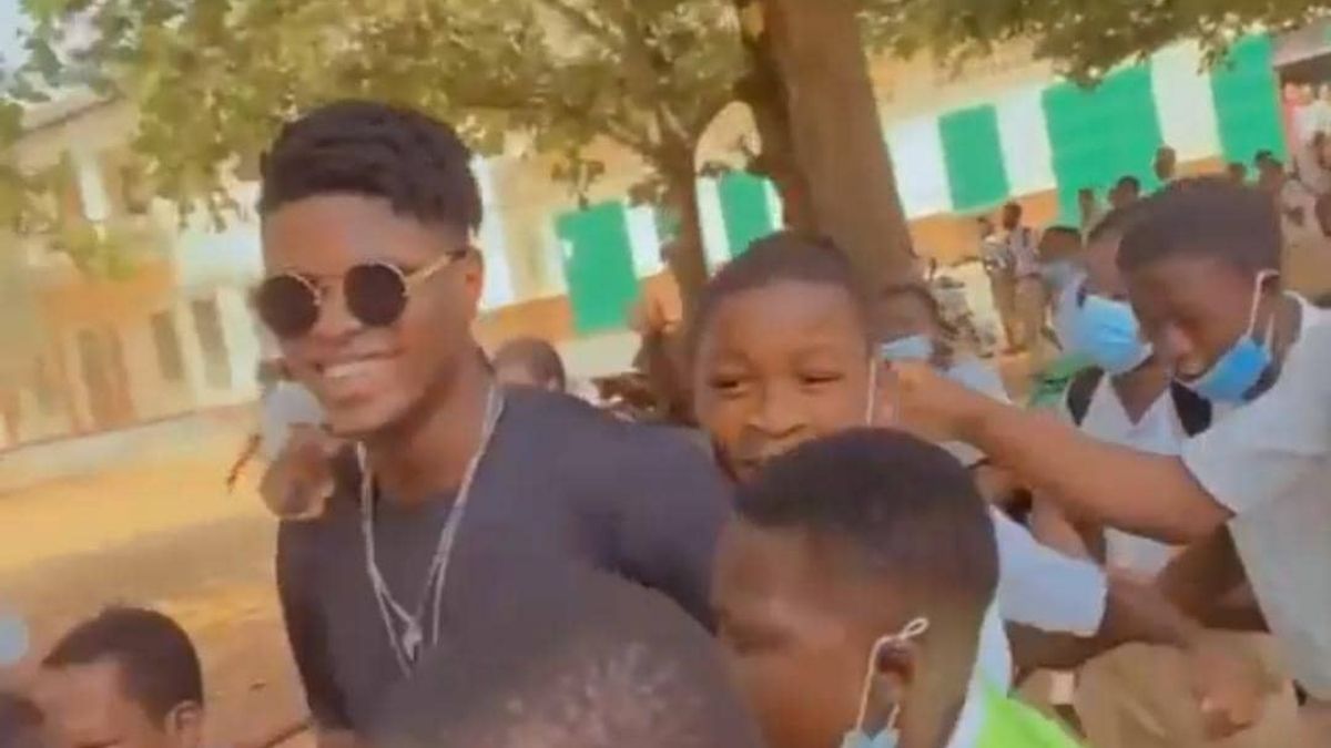 Togo : Santrinos met le feu au Collège Saint Jo de Lomé (vidéo)