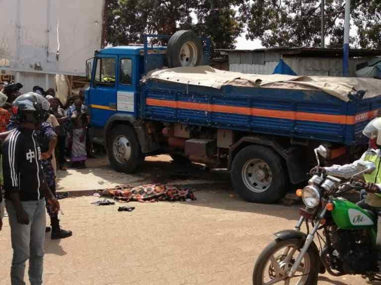 Togo : la passagère d’une moto Olé broyée par un titan à Totsi