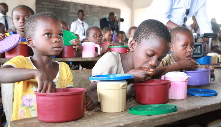 Togo: les cantines scolaires, 11 ans après…