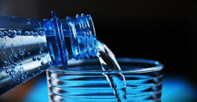 Togo : les producteurs d’eau minérale n’en feront plus à leur tête