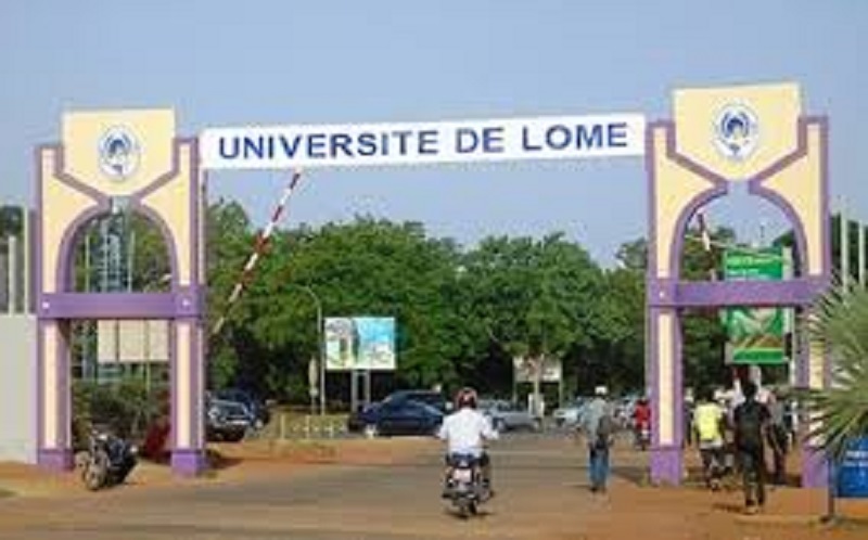 Togo : retard de la 4e tranche ; un étudiant prononce des incantations contre la DBS (audio)