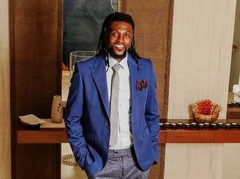 Le conseil d’Adebayor à ses fans