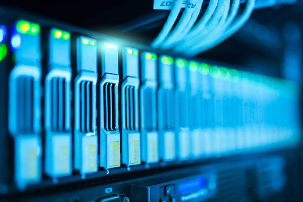 Togo : Un décret gouvernemental oblige les entreprises de BTP à déployer à leurs frais la fibre optique