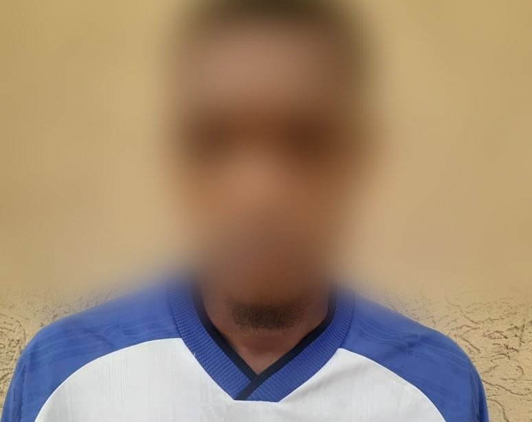 Togo : un homme arrêté pour chantage et atteinte à l’intimité d’une fille de 19 ans
