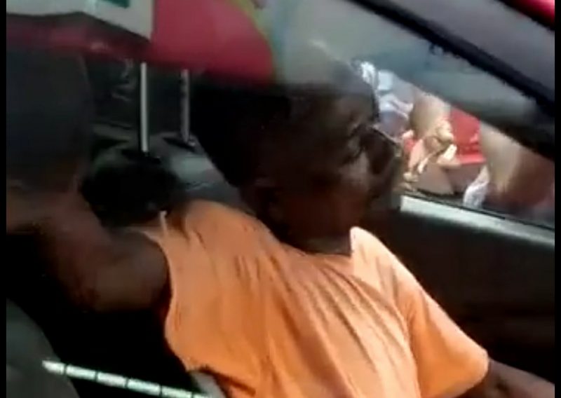 Togo : un voleur de voiture pris en flagrant délit et arrêté ce jeudi 9 juillet à Attikoumé (Vidéos)