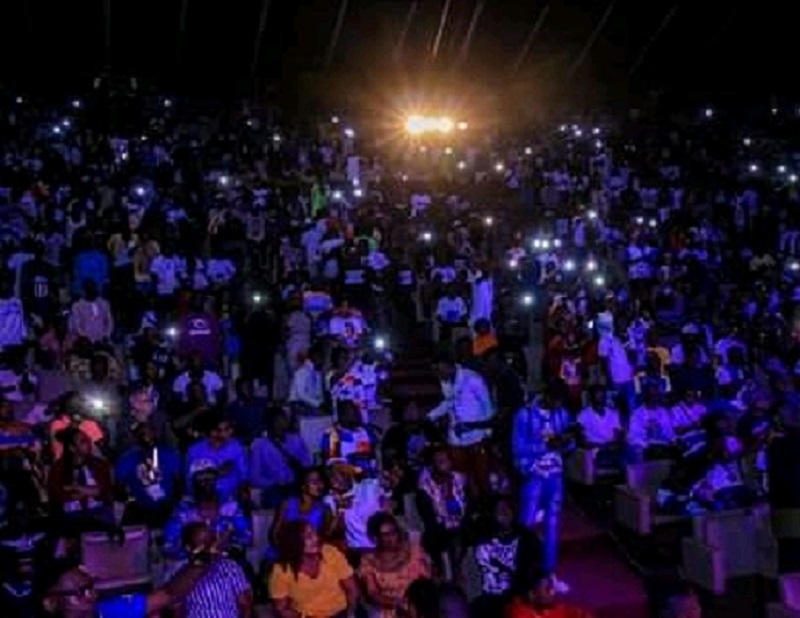 Togo – Showbiz : Pikaluz mobilise ses fans autour de son premier album ‘Klimalor’
