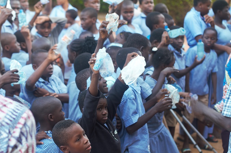 Togo : ‘Ange Line’ et ‘Moi Jeu Tri’ apportent du sourire aux enfants malentendants du centre Ephphata