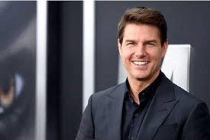 Top Gun : Tom Cruise portera désormais l’insigne de l’US Navy