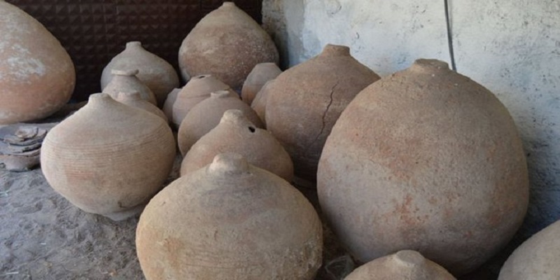 Turquie : des jarres du IXe siècle remplies de céréales découvertes