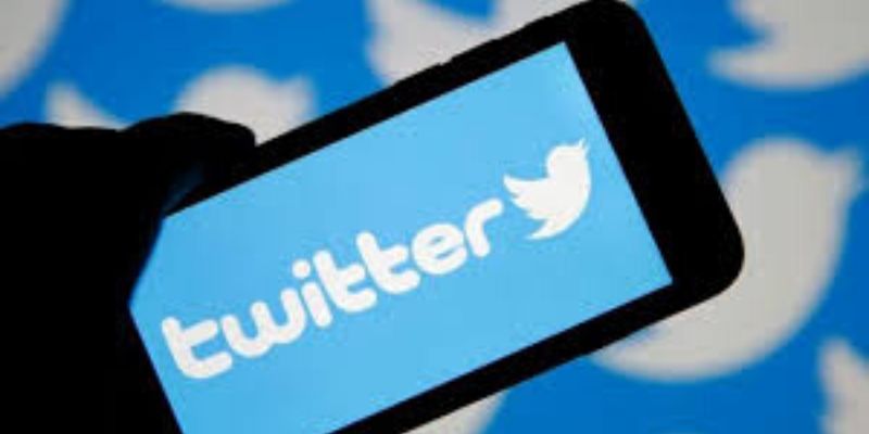 Twitter : bientôt des emojis pour réagir aux tweets ?