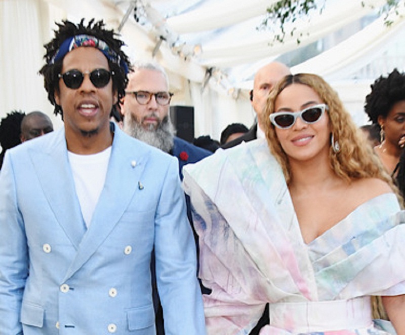 Twitter : ces photos troublantes du PDG jack Dorsey et du couple Beyoncé et Jay-Z