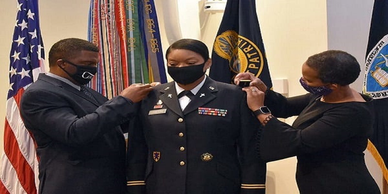 USA : Monica R. Lawson devient la 1ere femme noire colonelle de l’armée