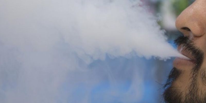 Coronavirus : la fumée de cigarette peut-elle transmettre le virus ?