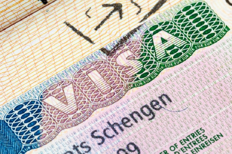Visa Schengen : les Algériens auront désormais moins de difficultés
