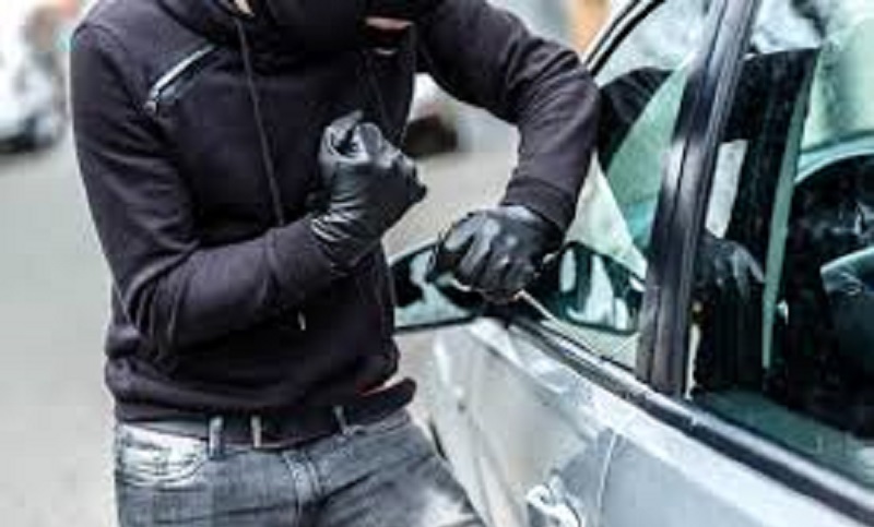 Un vol de voiture vire au drame
