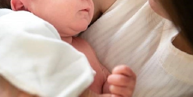 Une Parisienne de 32 ans donne naissance à son 14ème bébé de 14 pères différents