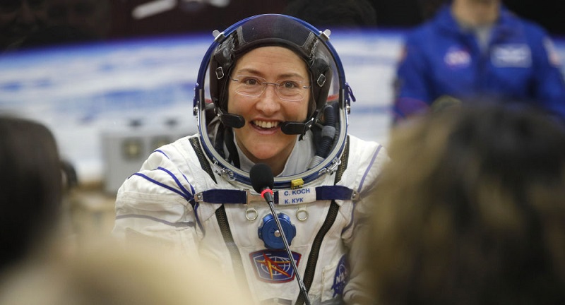 Une astronaute Américaine bat le record de la mission féminine la plus longue dans l’espace