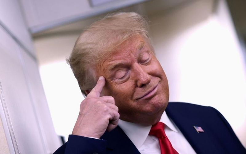Twitter : Donald Trump relaie un article indiquant que le réseau social allait fermer