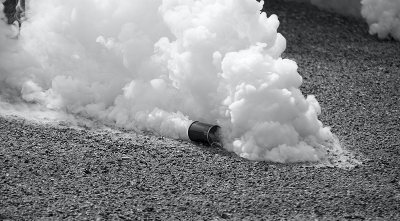 Une étude française explique pourquoi et comment le gaz lacrymogène nuit à la santé à long terme