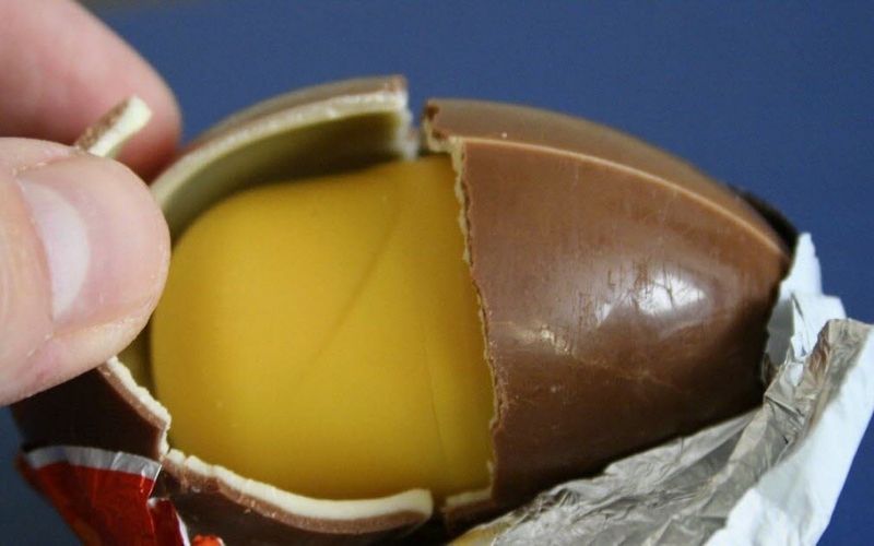Une mère cache plus d’1 million FCFA de cocaïne dans des œufs en chocolat