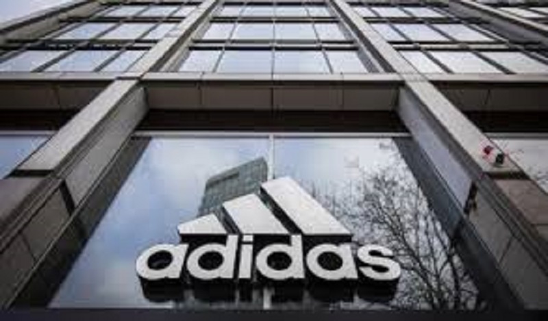 Cette paire de baskets pourrait être vendue à plus de 540 millions de Fcfa (photo)