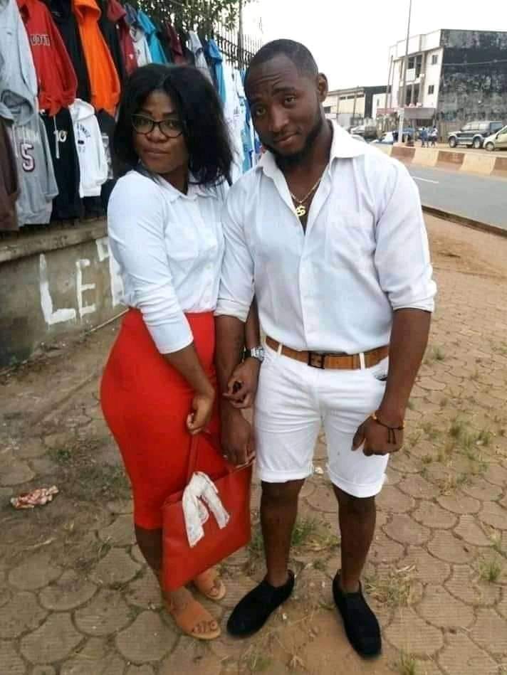 Une photo du sosie de Davido suscite des remous sur le web