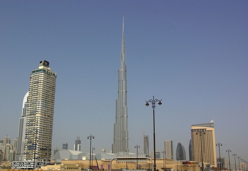 Une photographe russe se tue en chutant d’un rocher à Dubaï