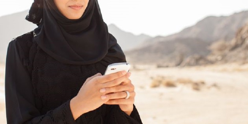 Une saoudienne demande le divorce à cause de l’amour excessif de son mari