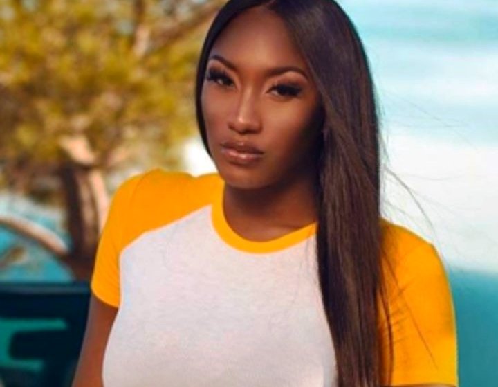 Aya Nakamura méconnaissable :  est-elle passée  chez un  chirurgien ? (Photos)