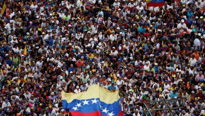 Urgent/L’opposant Juan Guaido s’autoproclame Président vénézuélien, Trump approuve