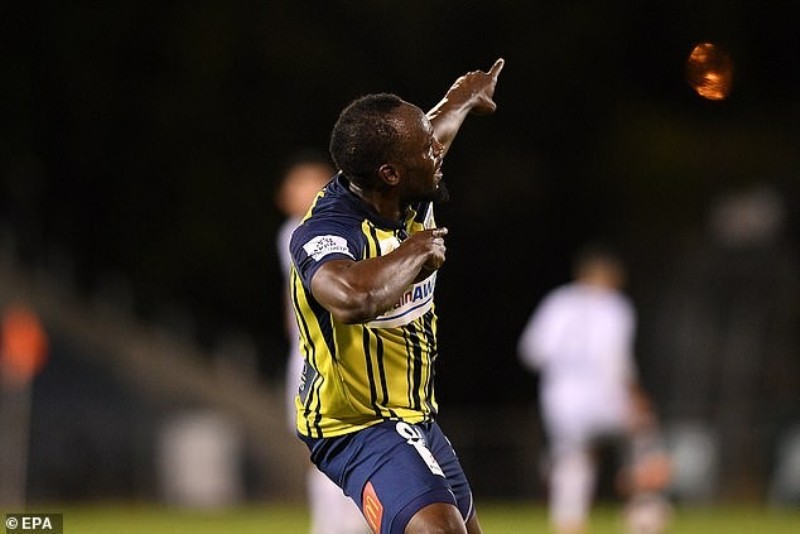 Usain Bolt signe son premier doublé en compétition majeure (Vidéos)
